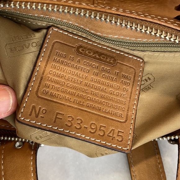 Coach Legacy Leather Full Zip Satchel - Picture 11 of 16